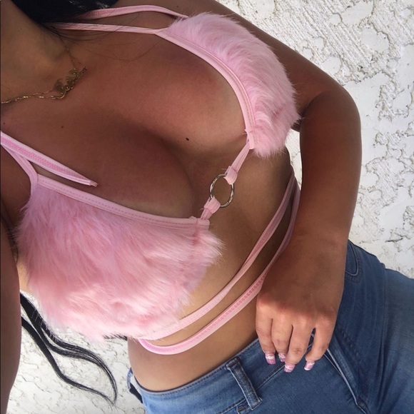 Top - Picture 2 of 5